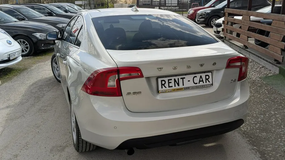 VOLVO S60 -