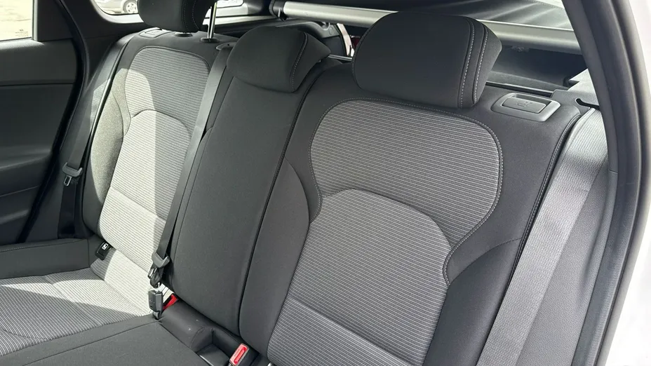 HYUNDAI i30 -