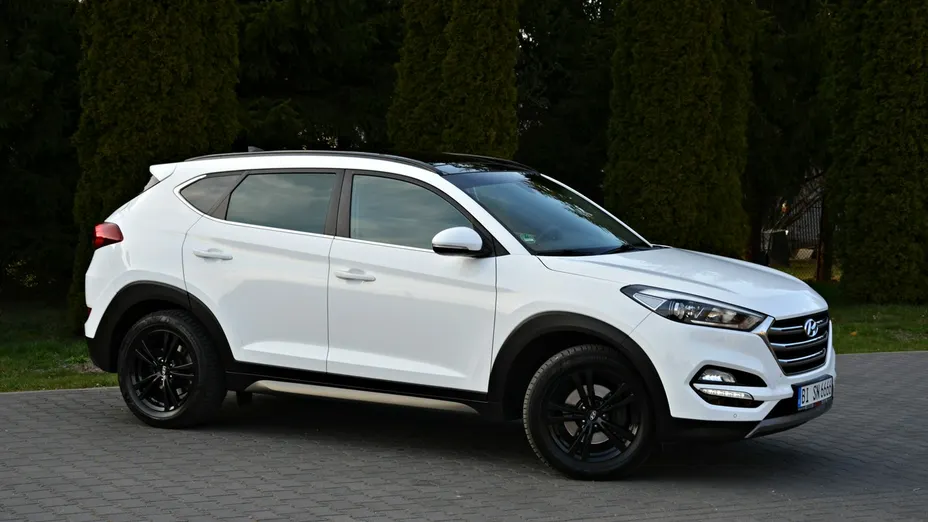 HYUNDAI Tucson -