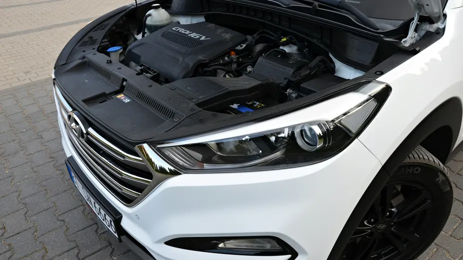 HYUNDAI Tucson -