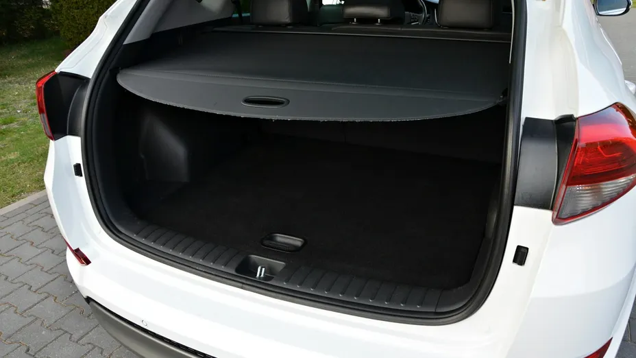 HYUNDAI Tucson -
