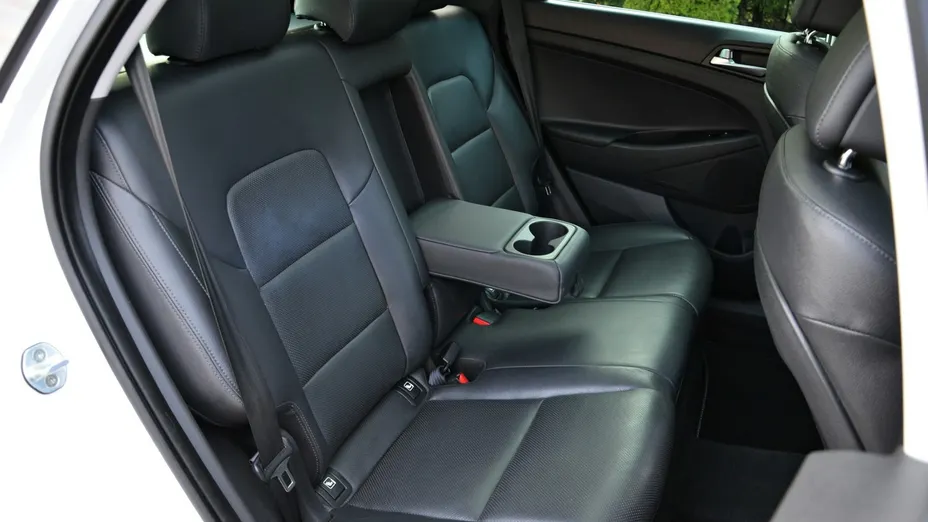 HYUNDAI Tucson -