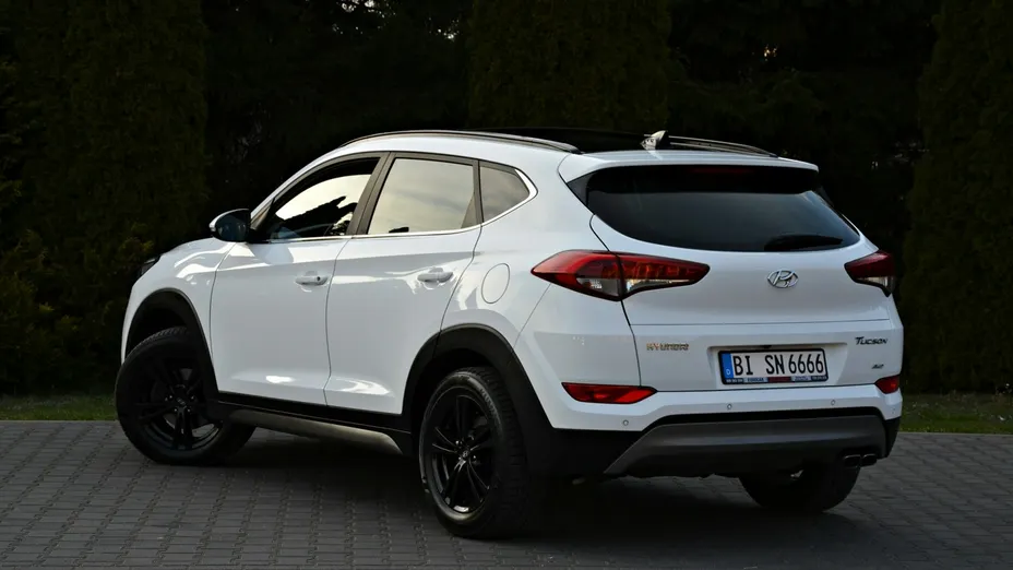 HYUNDAI Tucson -