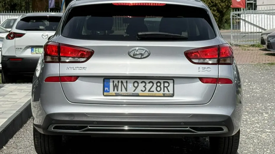 HYUNDAI i30 -
