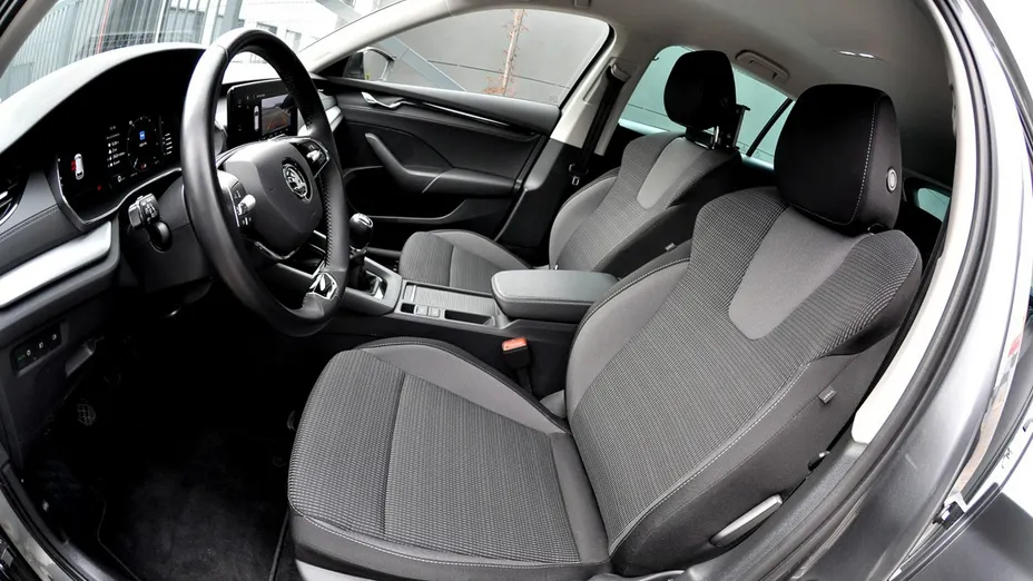SKODA Octavia -