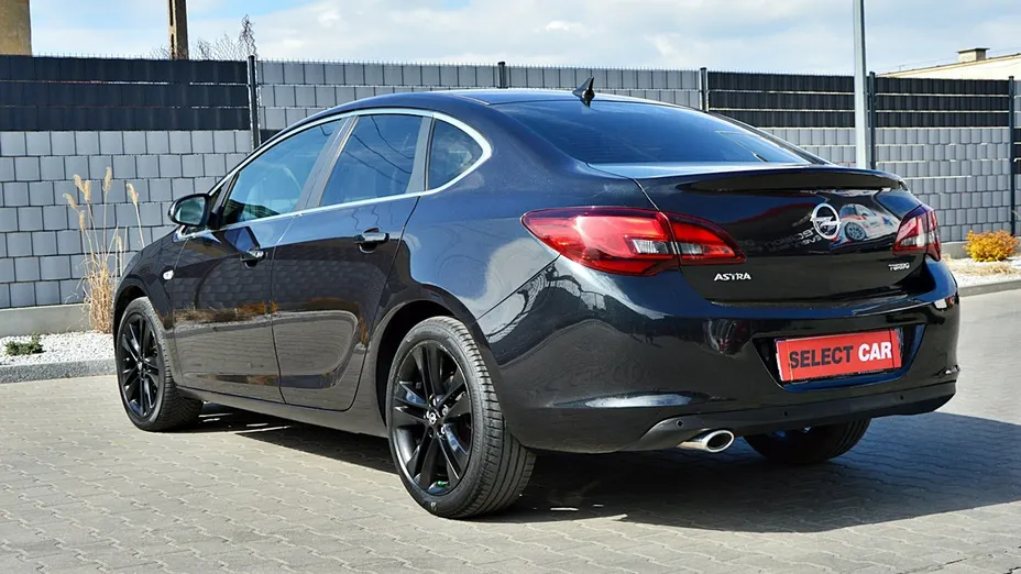 OPEL Astra -