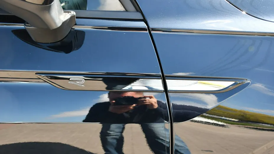 VOLKSWAGEN Tiguan -