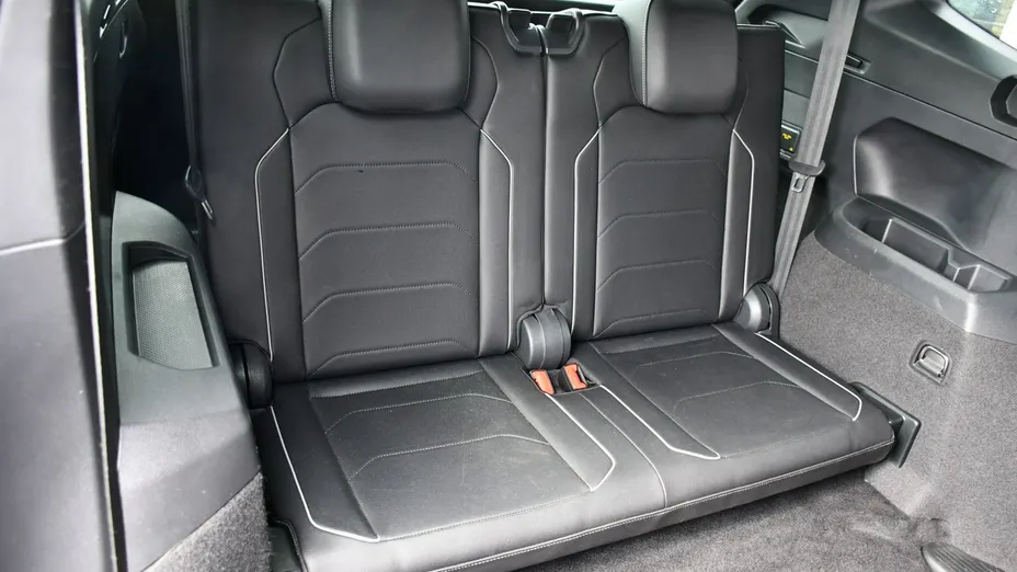 VOLKSWAGEN Tiguan -