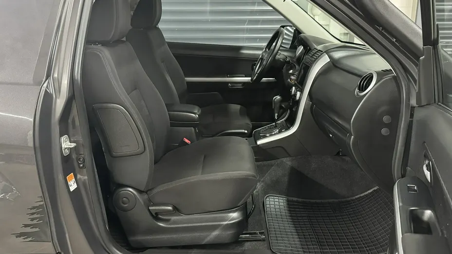 SUZUKI Grand Vitara -