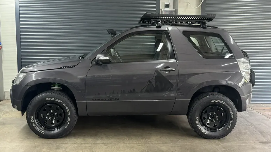 SUZUKI Grand Vitara -
