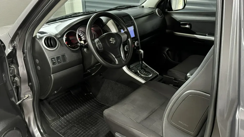 SUZUKI Grand Vitara -