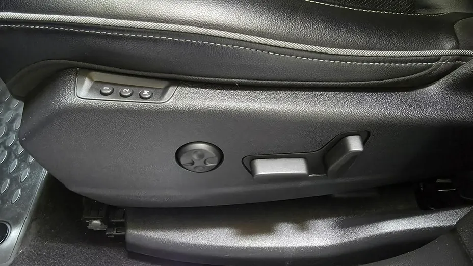OPEL Grandland X -