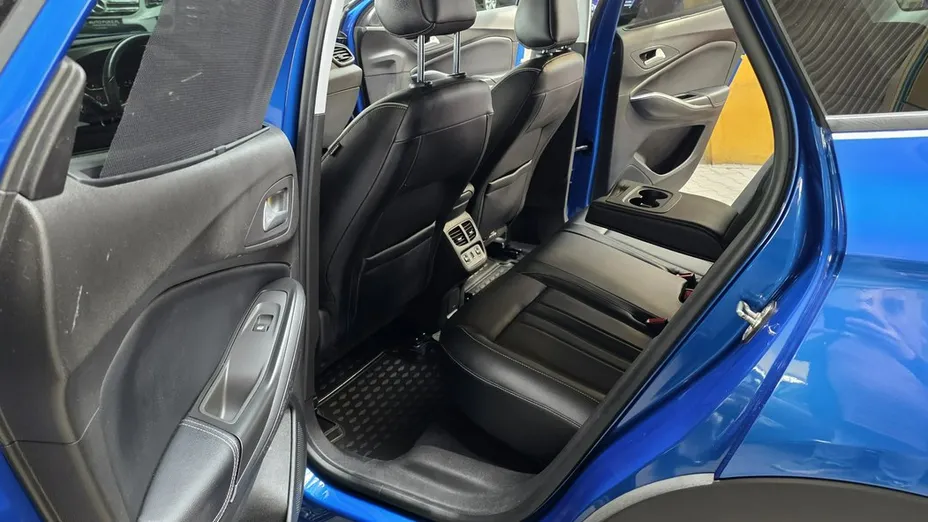OPEL Grandland X -