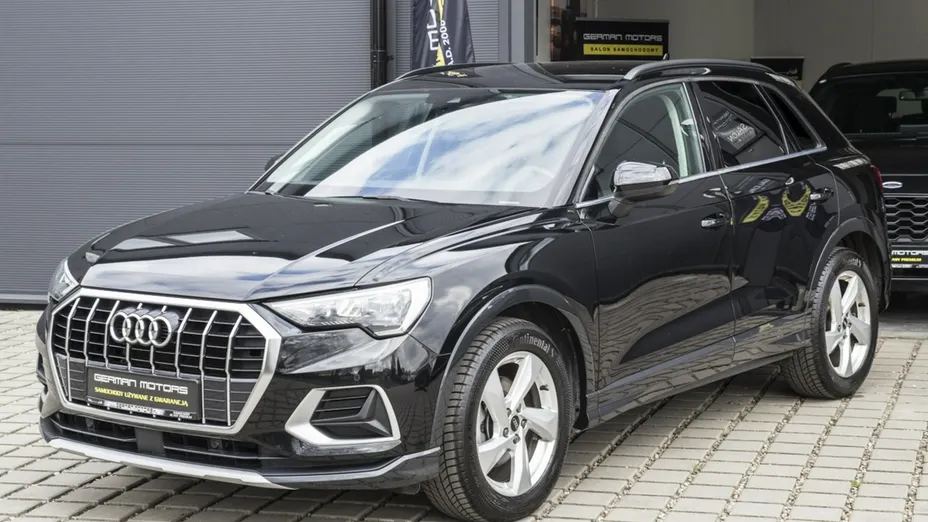 AUDI Q3 -