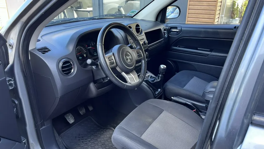 JEEP Compass -