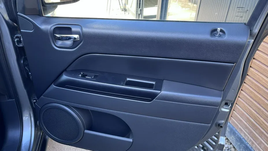 JEEP Compass -