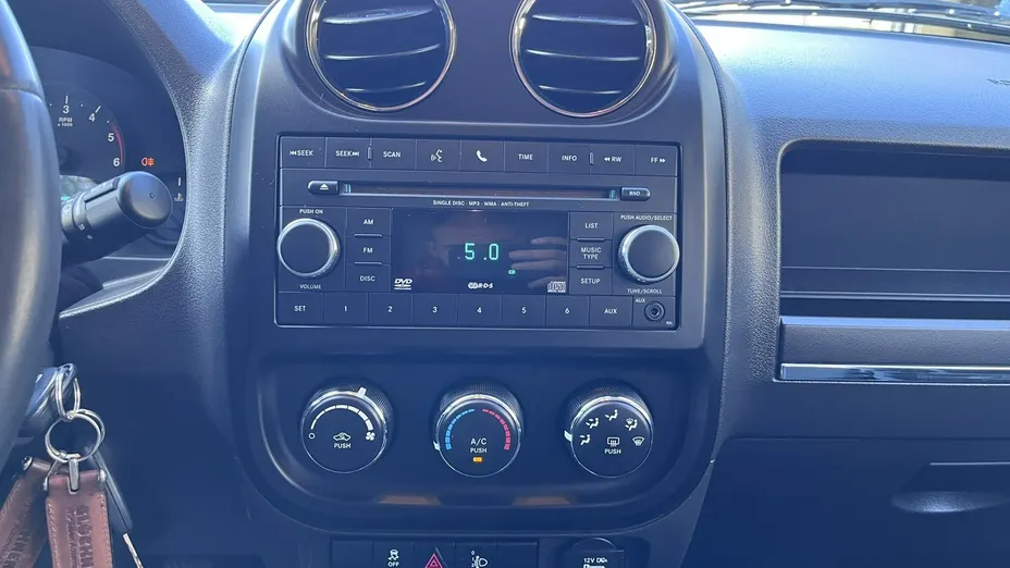 JEEP Compass -