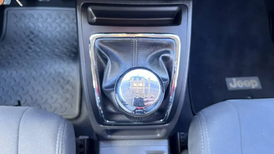 JEEP Compass -