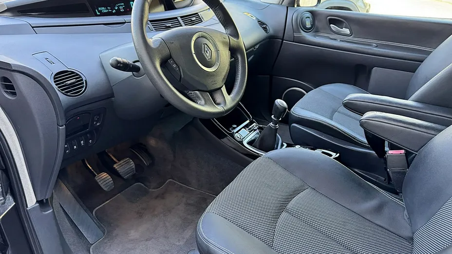 RENAULT Grand Espace -