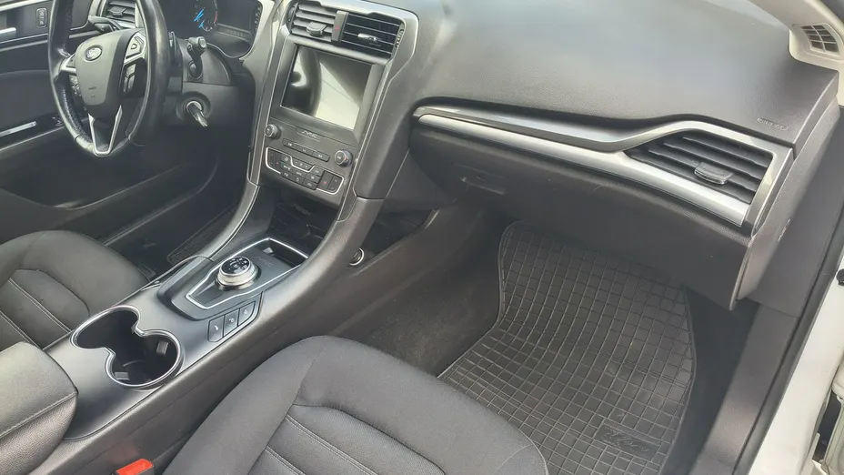 FORD Mondeo -