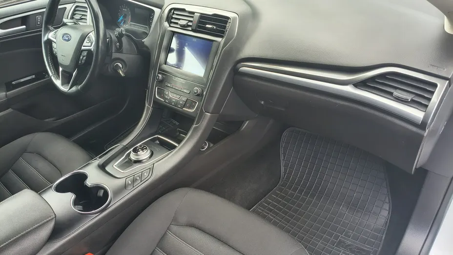 FORD Mondeo -