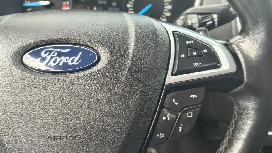 FORD Mondeo -