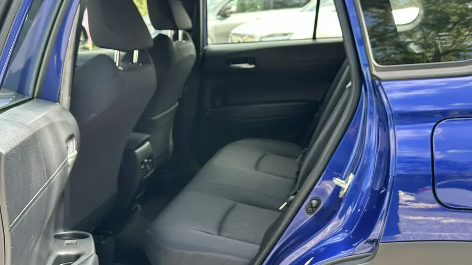 TOYOTA Corolla Cross -
