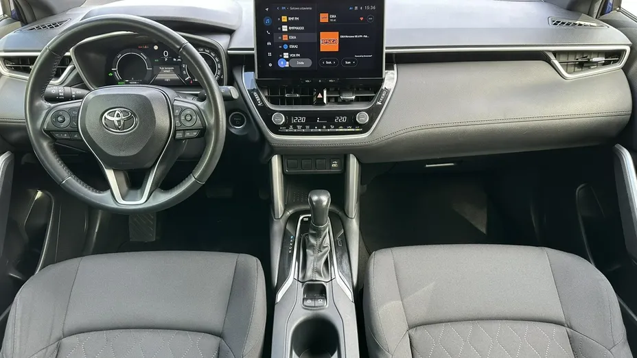 TOYOTA Corolla Cross -