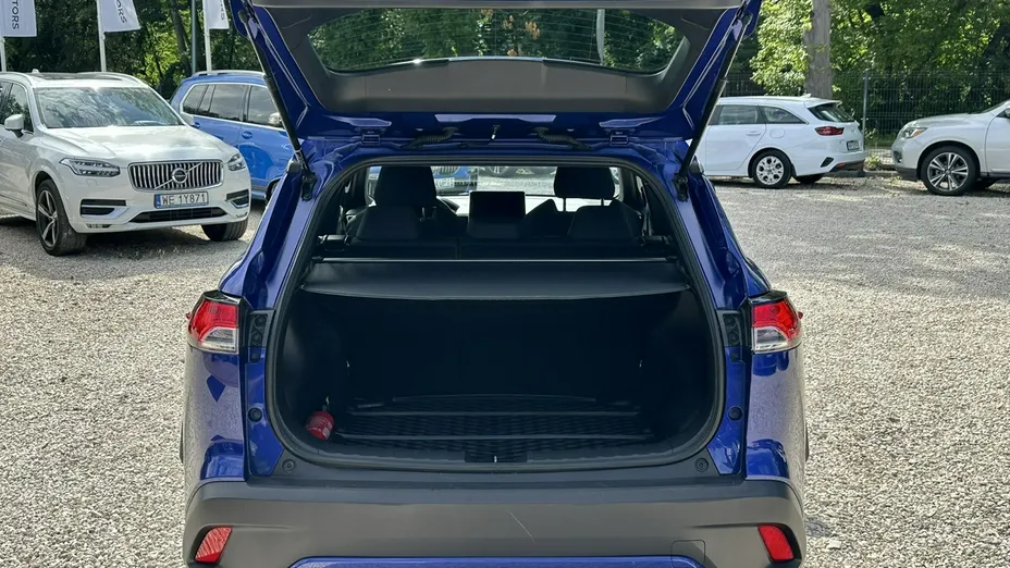 TOYOTA Corolla Cross -