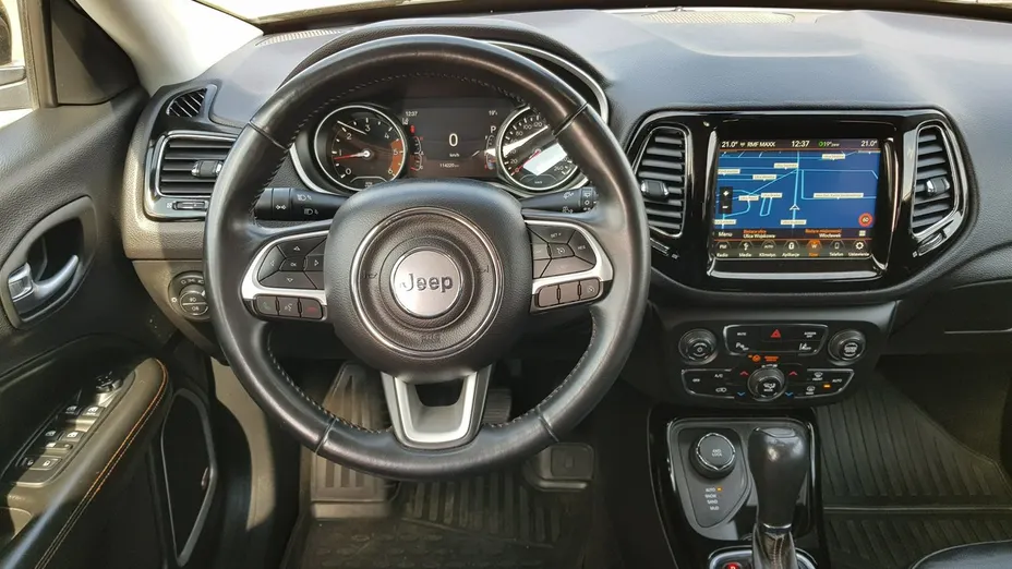 JEEP Compass -