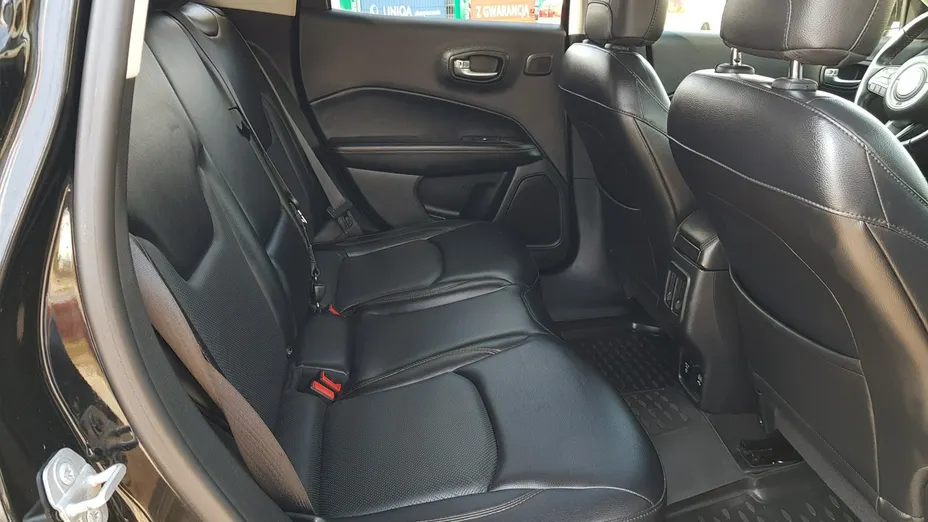 JEEP Compass -