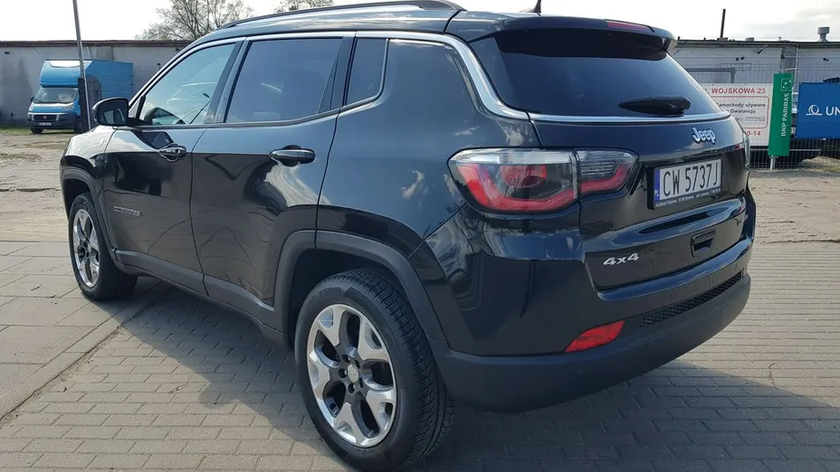 JEEP Compass -