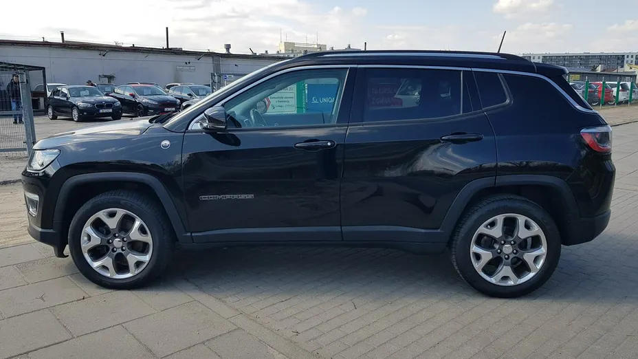 JEEP Compass -