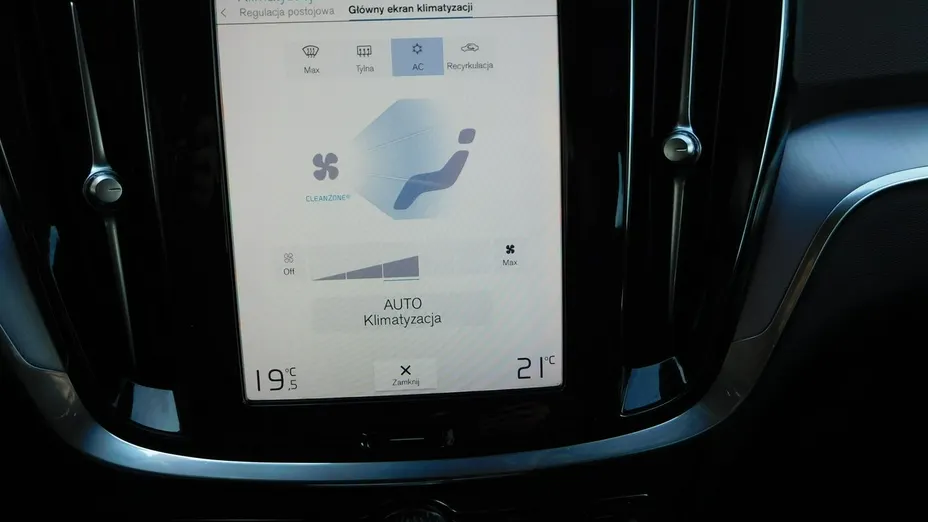 VOLVO V60 -