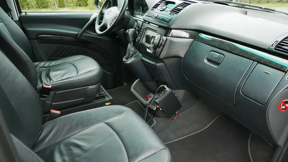 MERCEDES-BENZ Viano -