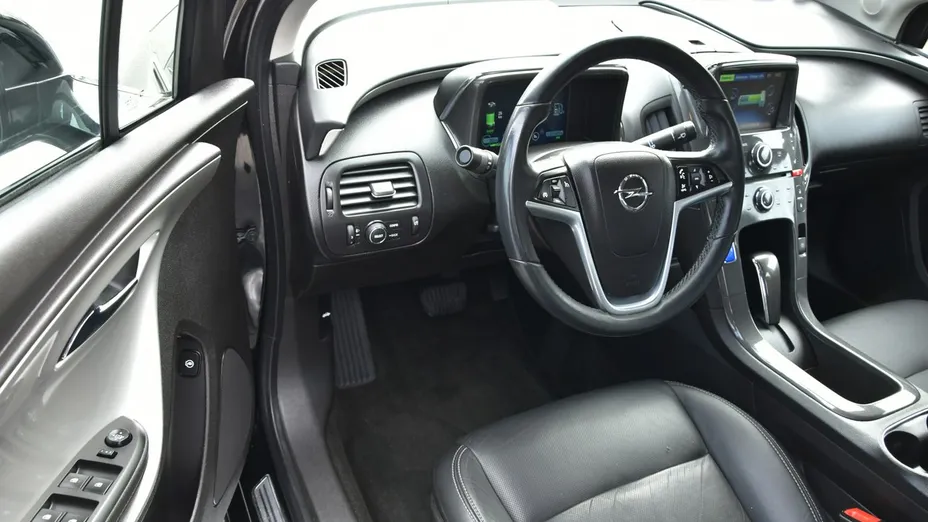 OPEL Ampera -