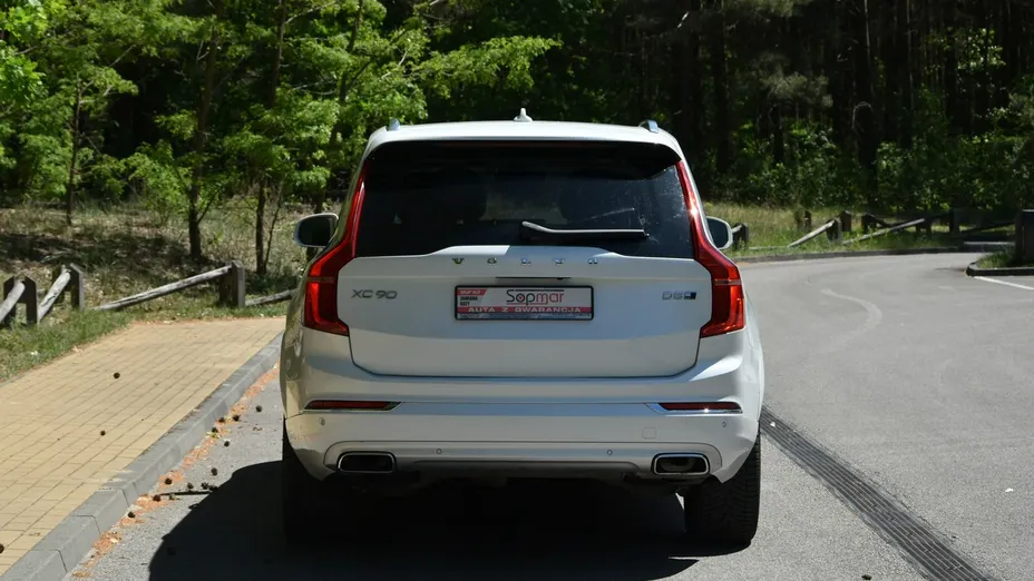 VOLVO XC90 -
