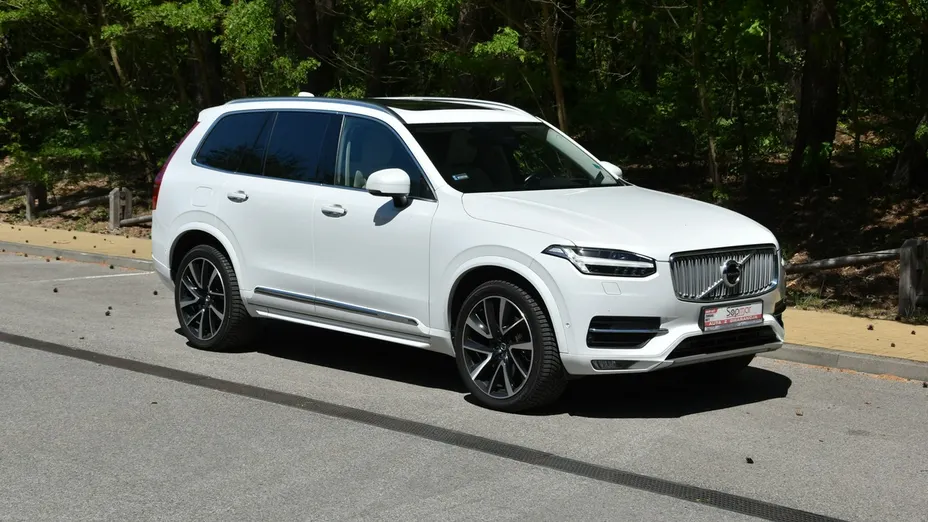 VOLVO XC90 -