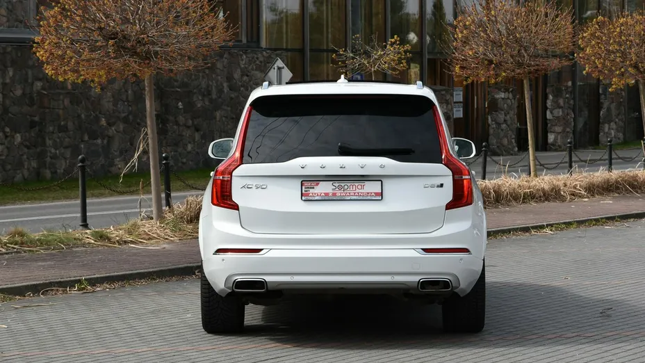 VOLVO XC90 -