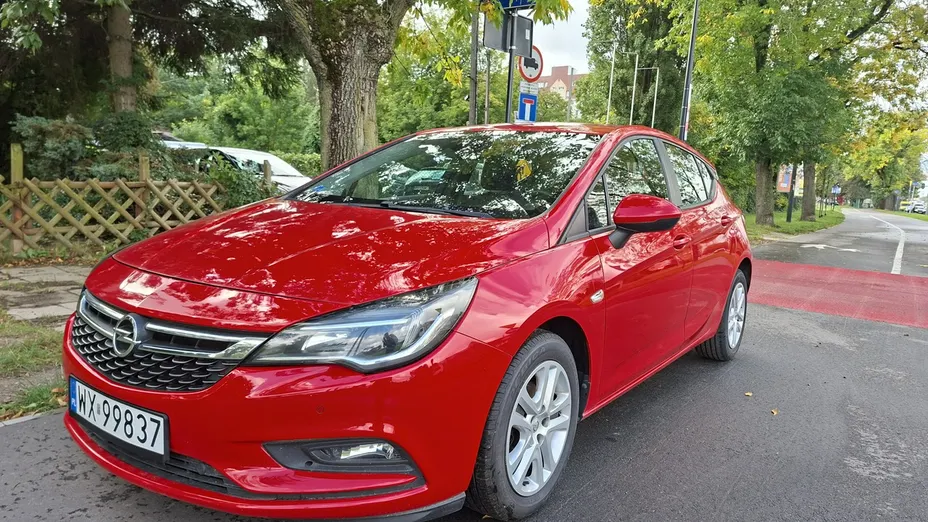 OPEL Astra -