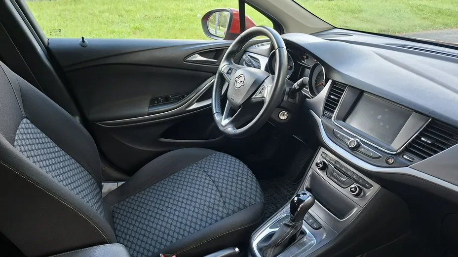 OPEL Astra -