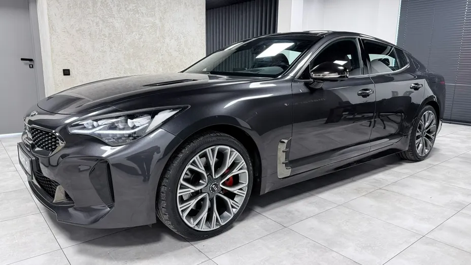 KIA Stinger -