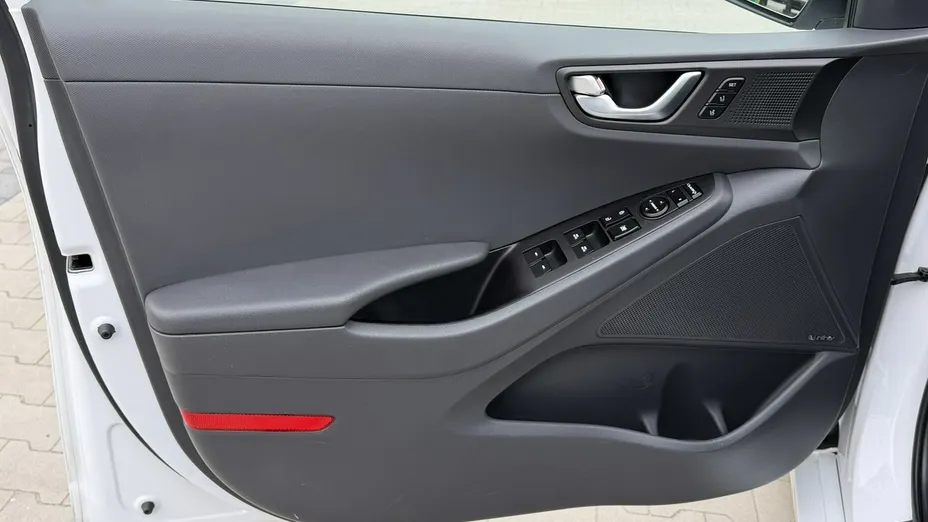HYUNDAI Ioniq -