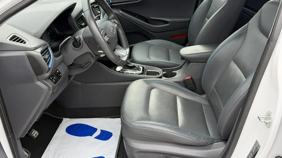 HYUNDAI Ioniq -