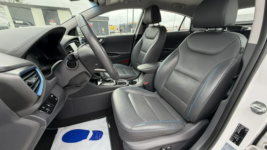 HYUNDAI Ioniq -