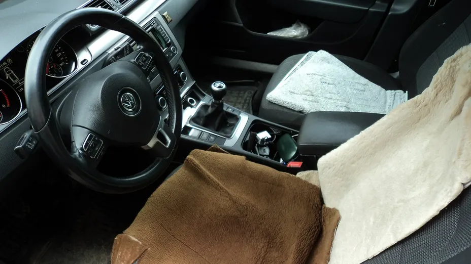 VOLKSWAGEN Passat -