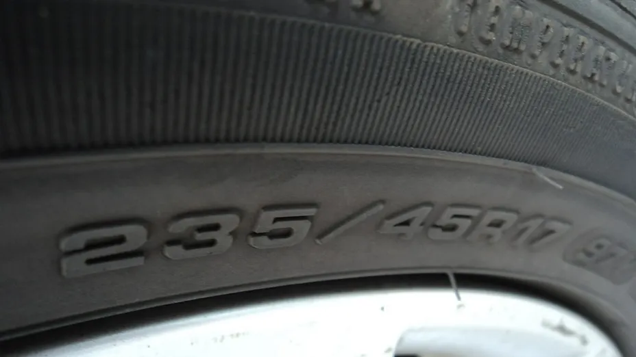 VOLKSWAGEN Passat -