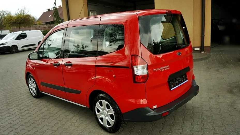 FORD Transit Courier -