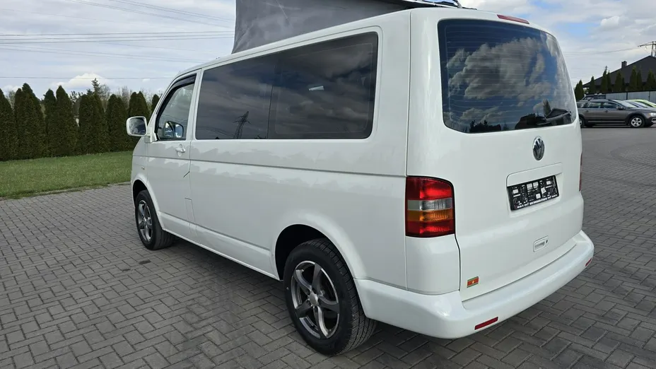 VOLKSWAGEN Transporter -