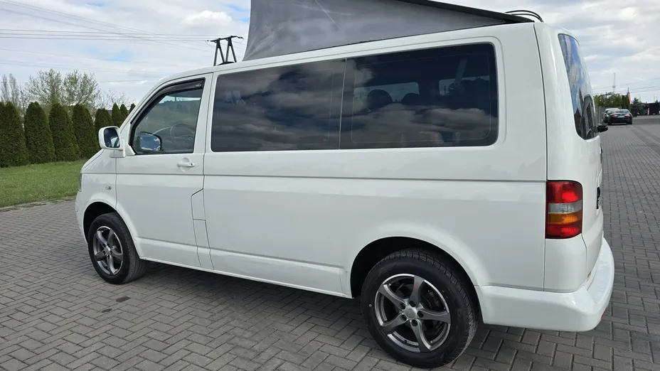 VOLKSWAGEN Transporter -